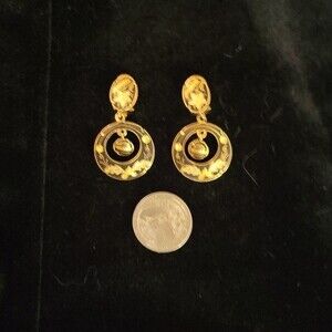 Spanish Damascene Dangle Circle Black Gold Inlaid Earrings Flowers Feathers